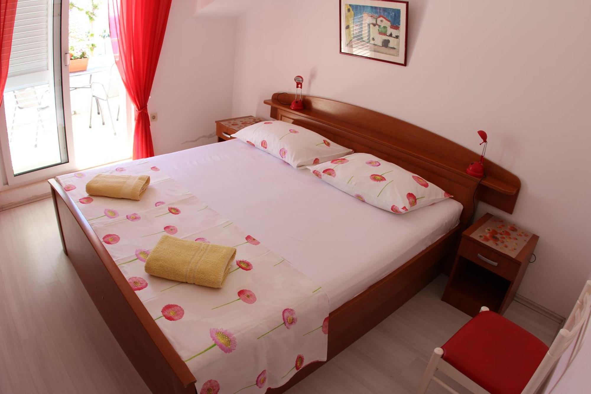 Apartmani Surlin ฮวาร์ ภายนอก รูปภาพ
